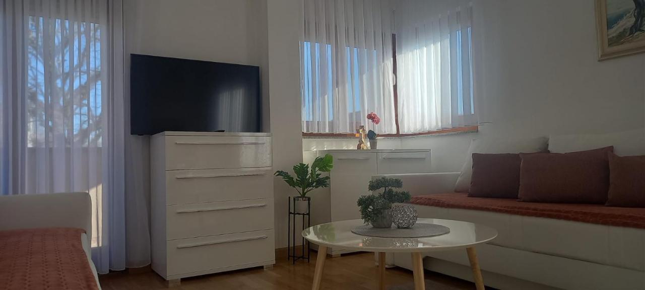 Marys Home Apartment Medugorje Extérieur photo